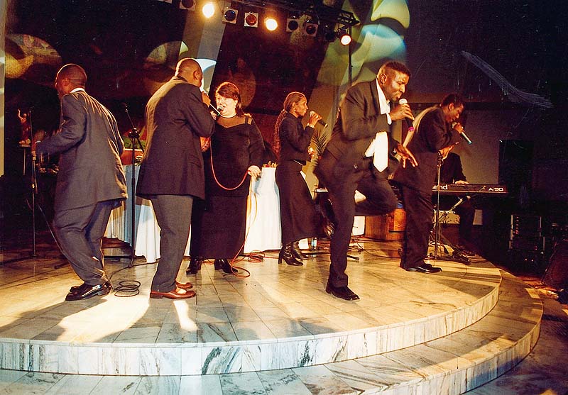 Big Mama & The Golden Six